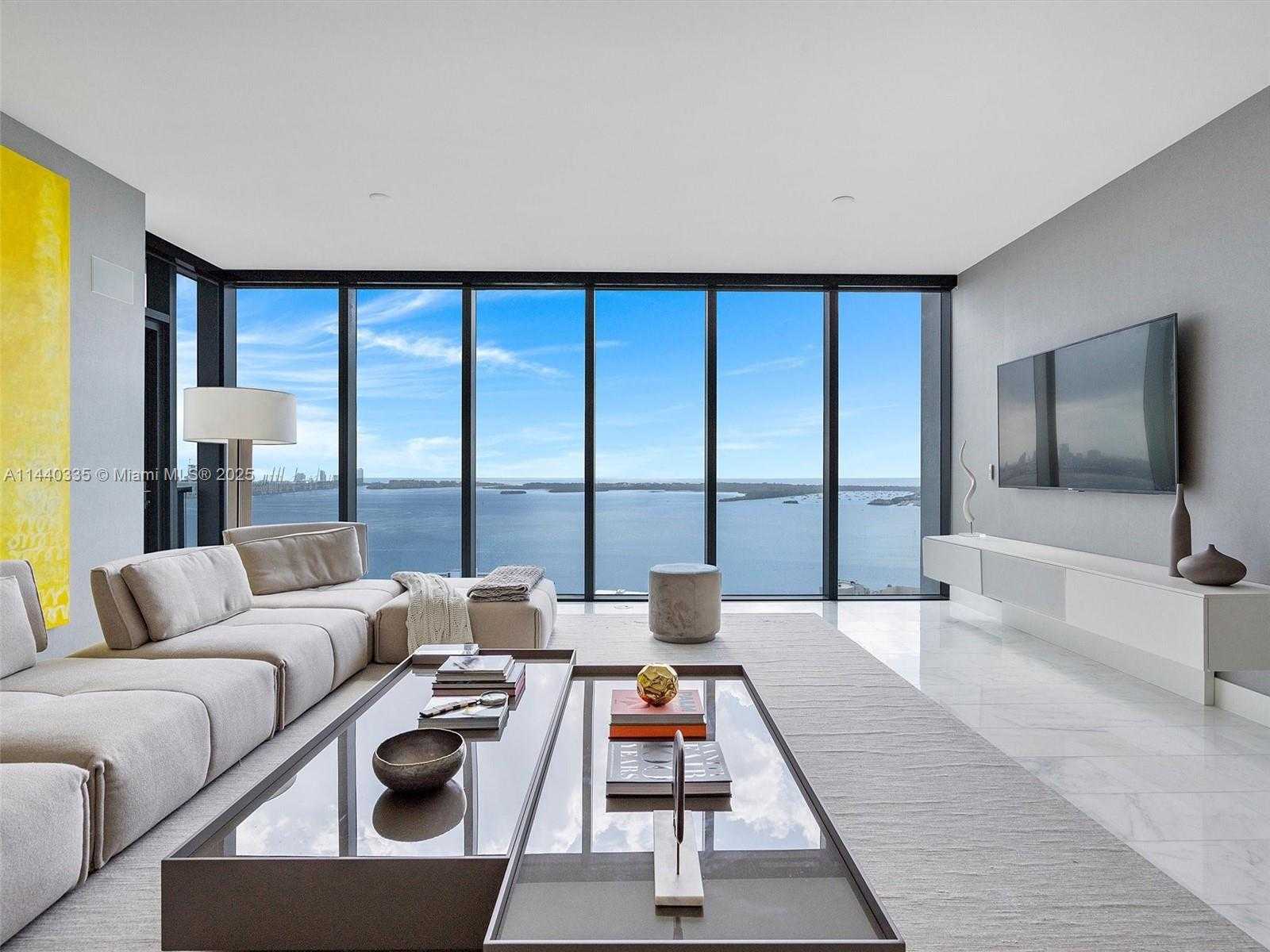 Small Image of 1451 BRICKELL AVE #2901, Miami Number 12