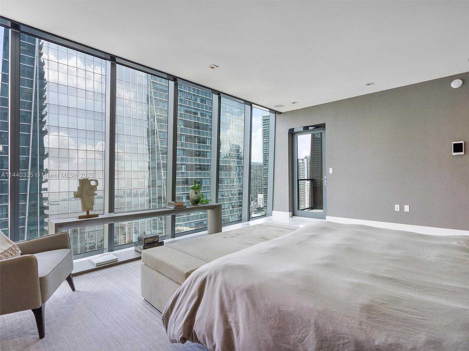 Small Image of 1451 BRICKELL AVE #2901, Miami Number 30