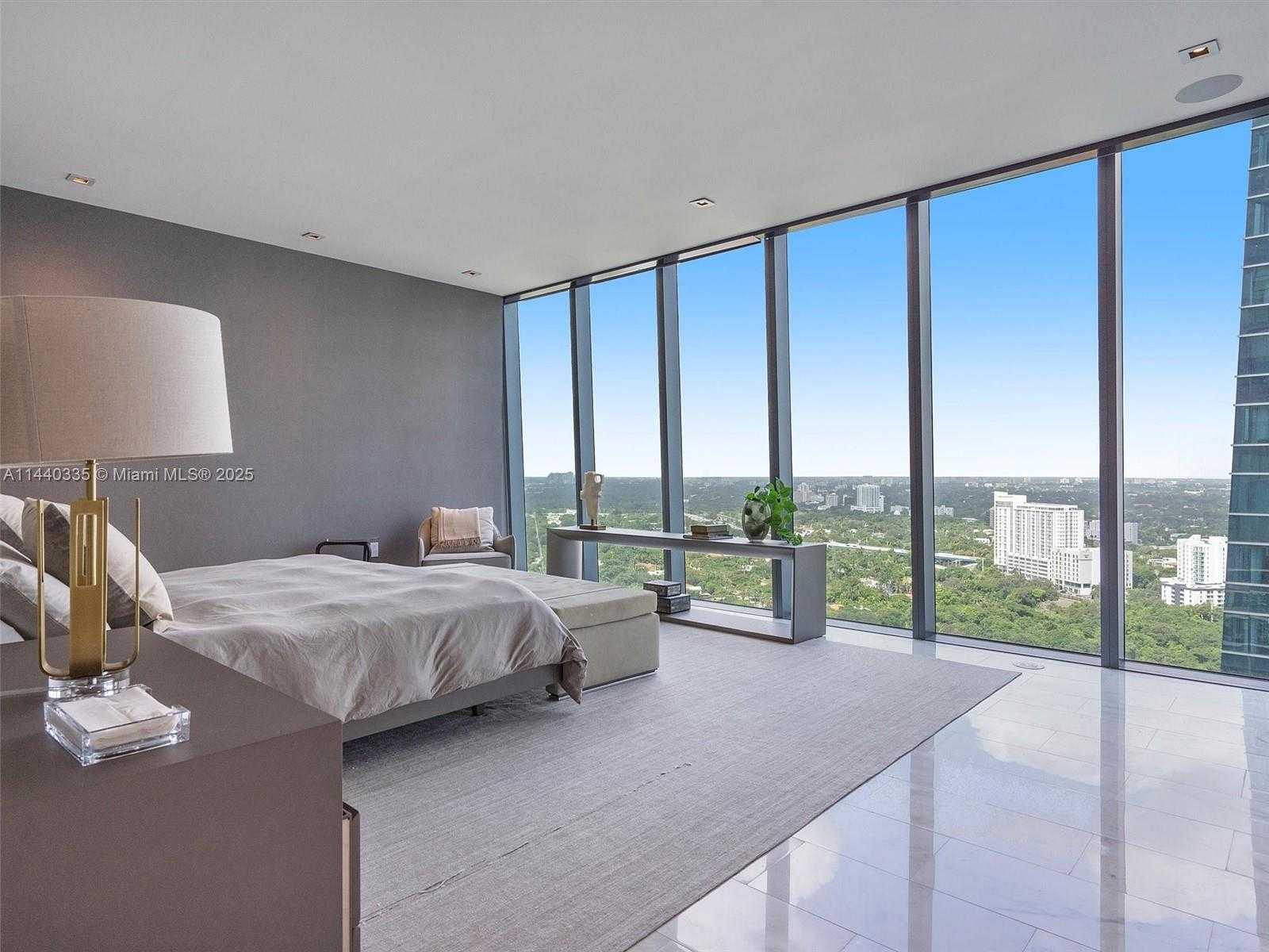 Small Image of 1451 BRICKELL AVE #2901, Miami Number 32
