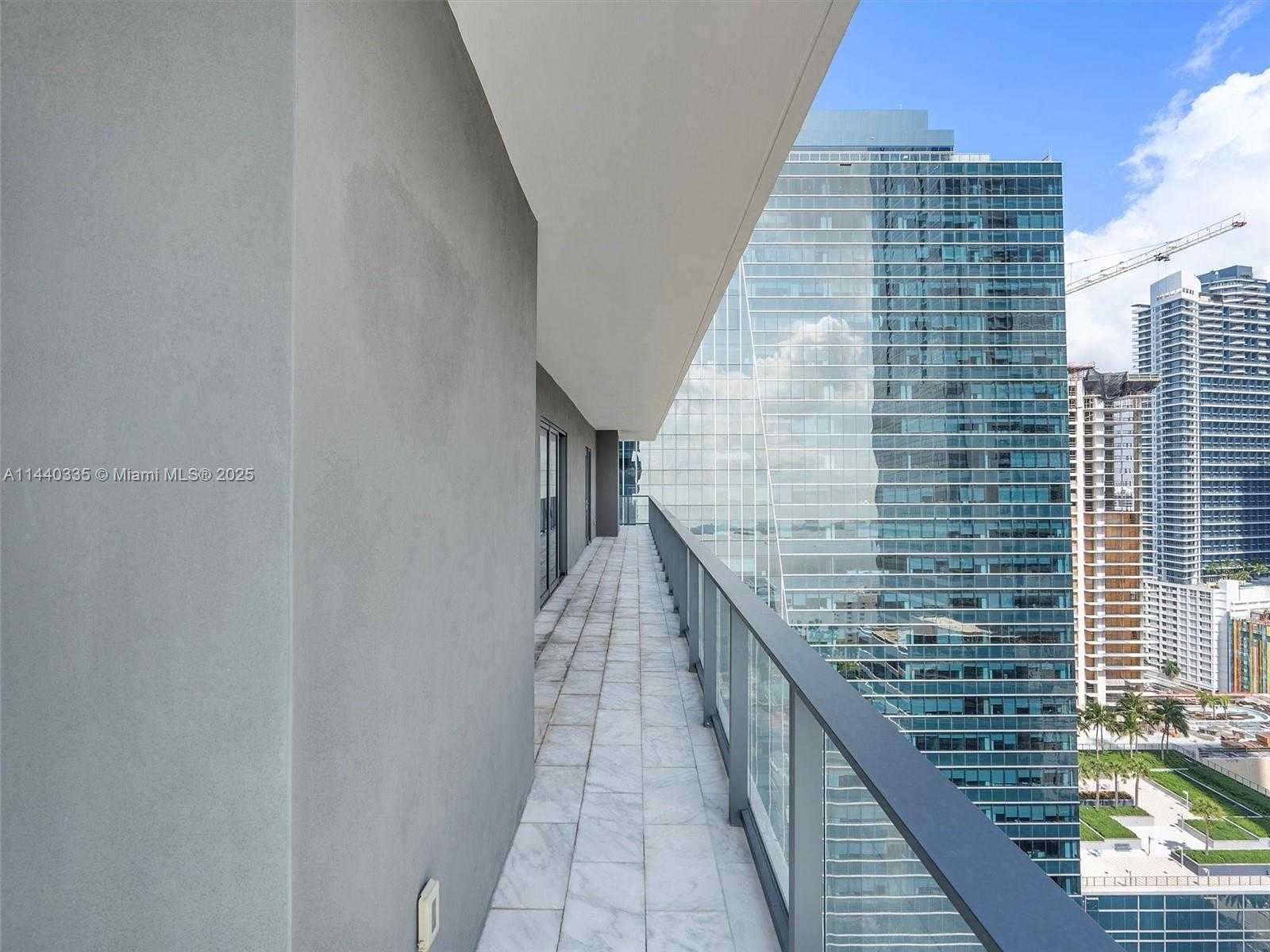 Small Image of 1451 BRICKELL AVE #2901, Miami Number 39