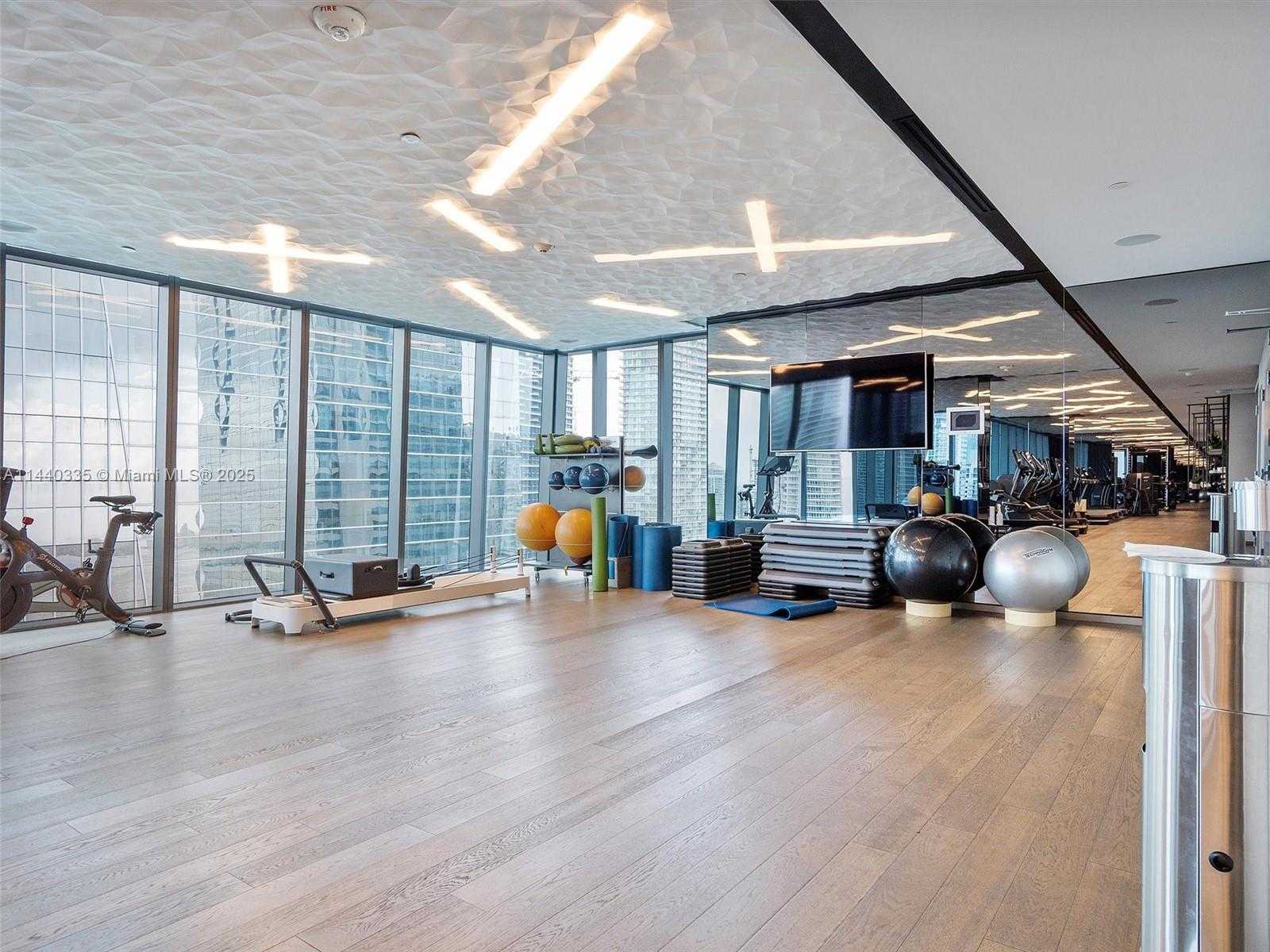 Small Image of 1451 BRICKELL AVE #2901, Miami Number 52