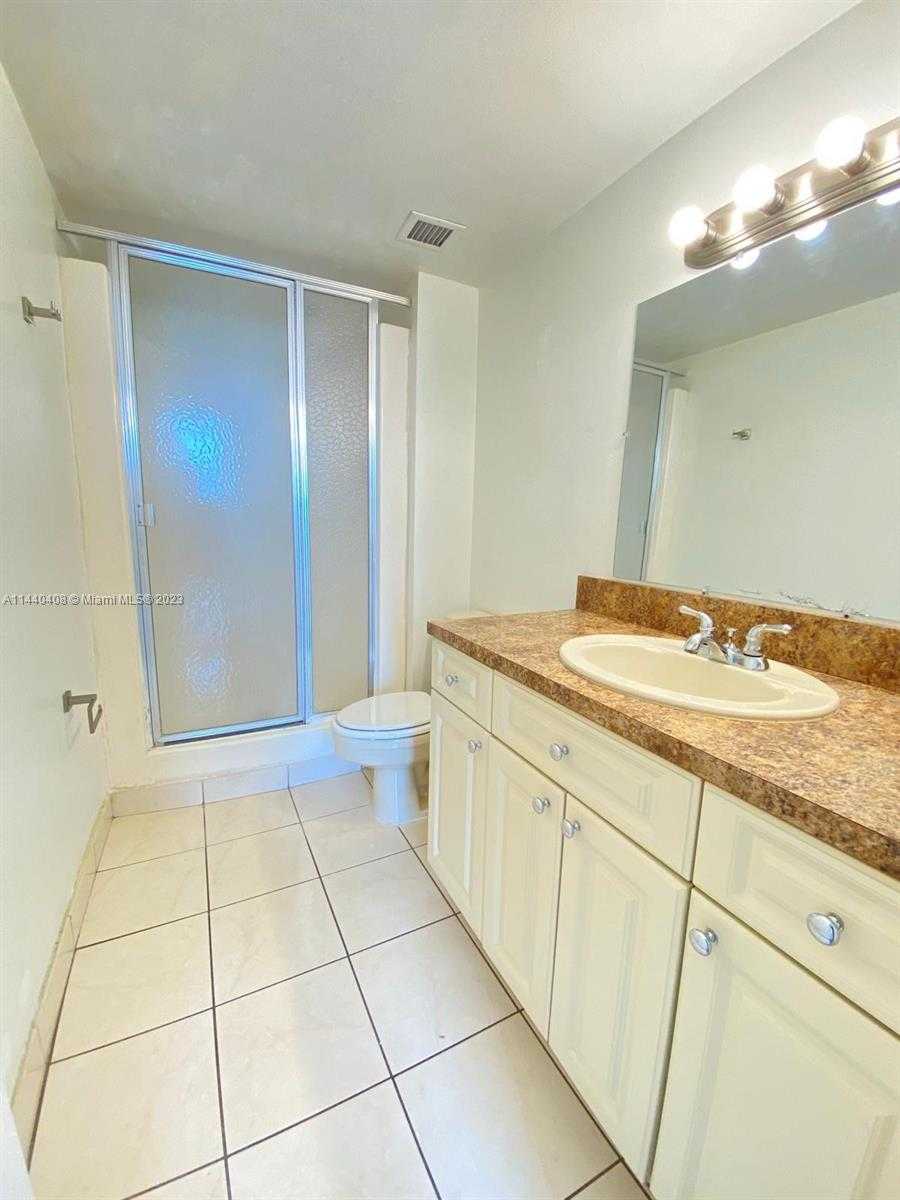 Small Image of 13499 BISCAYNE BLVD #1408, North Miami Number 14