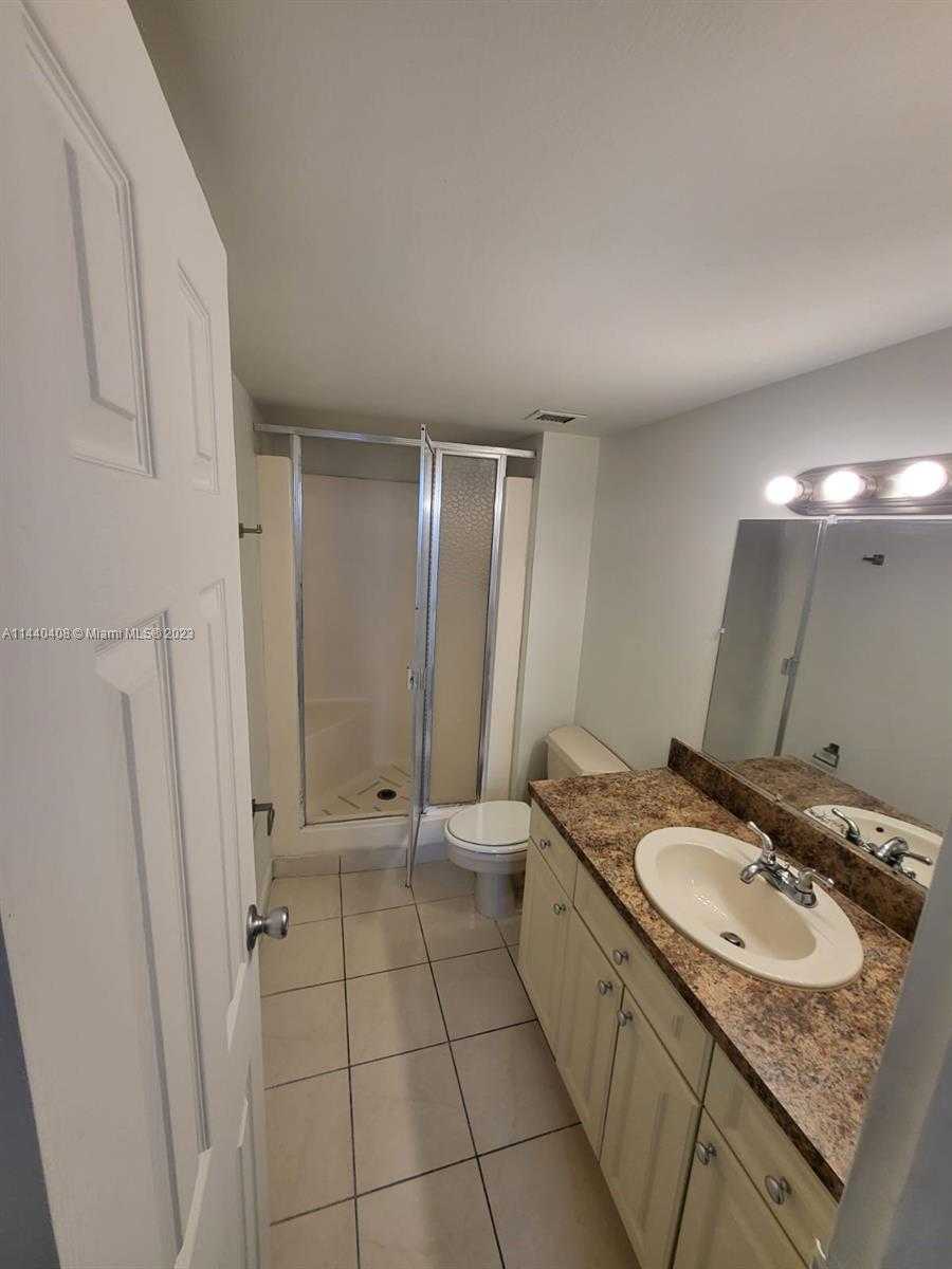 Small Image of 13499 BISCAYNE BLVD #1408, North Miami Number 21