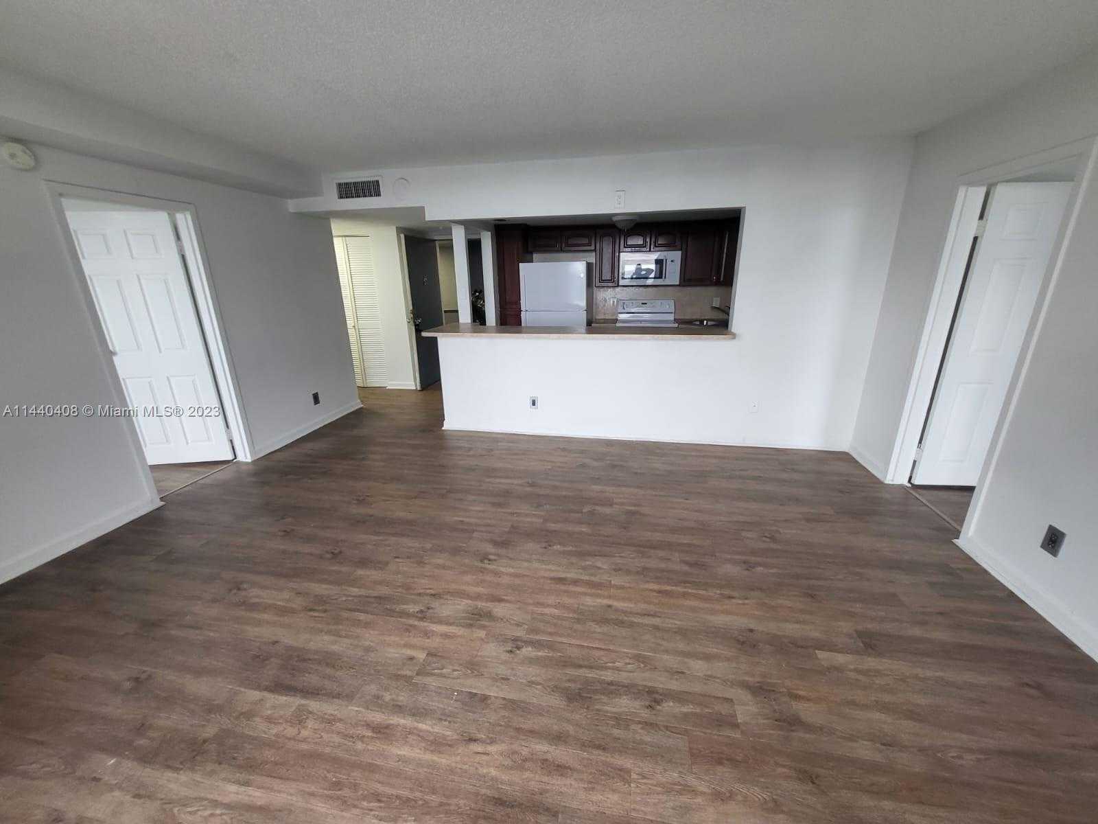 Small Image of 13499 BISCAYNE BLVD #1408, North Miami Number 6