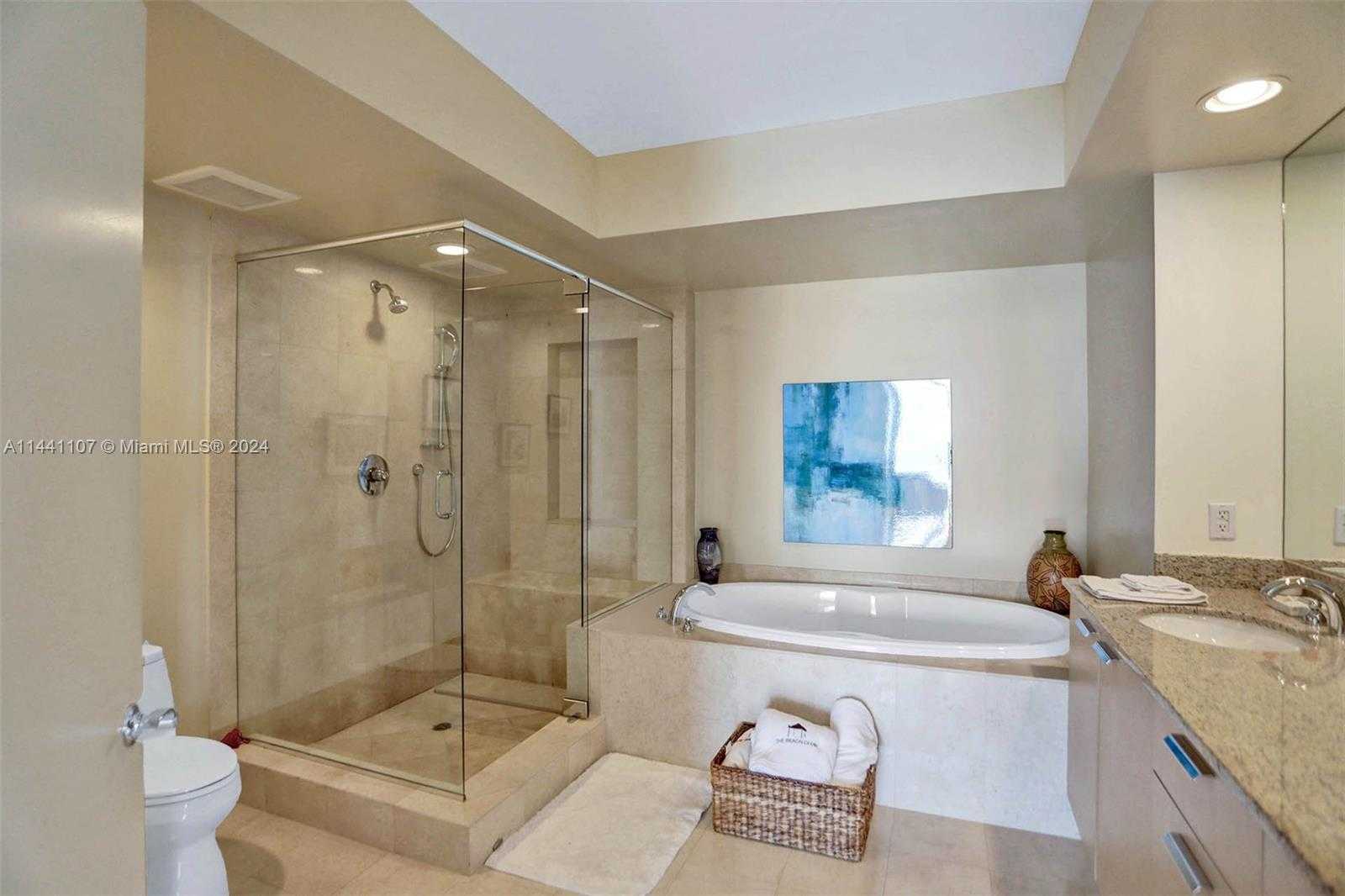 Small Image of 1850 SOUTH OCEAN DR #3301, Hallandale Beach Number 16
