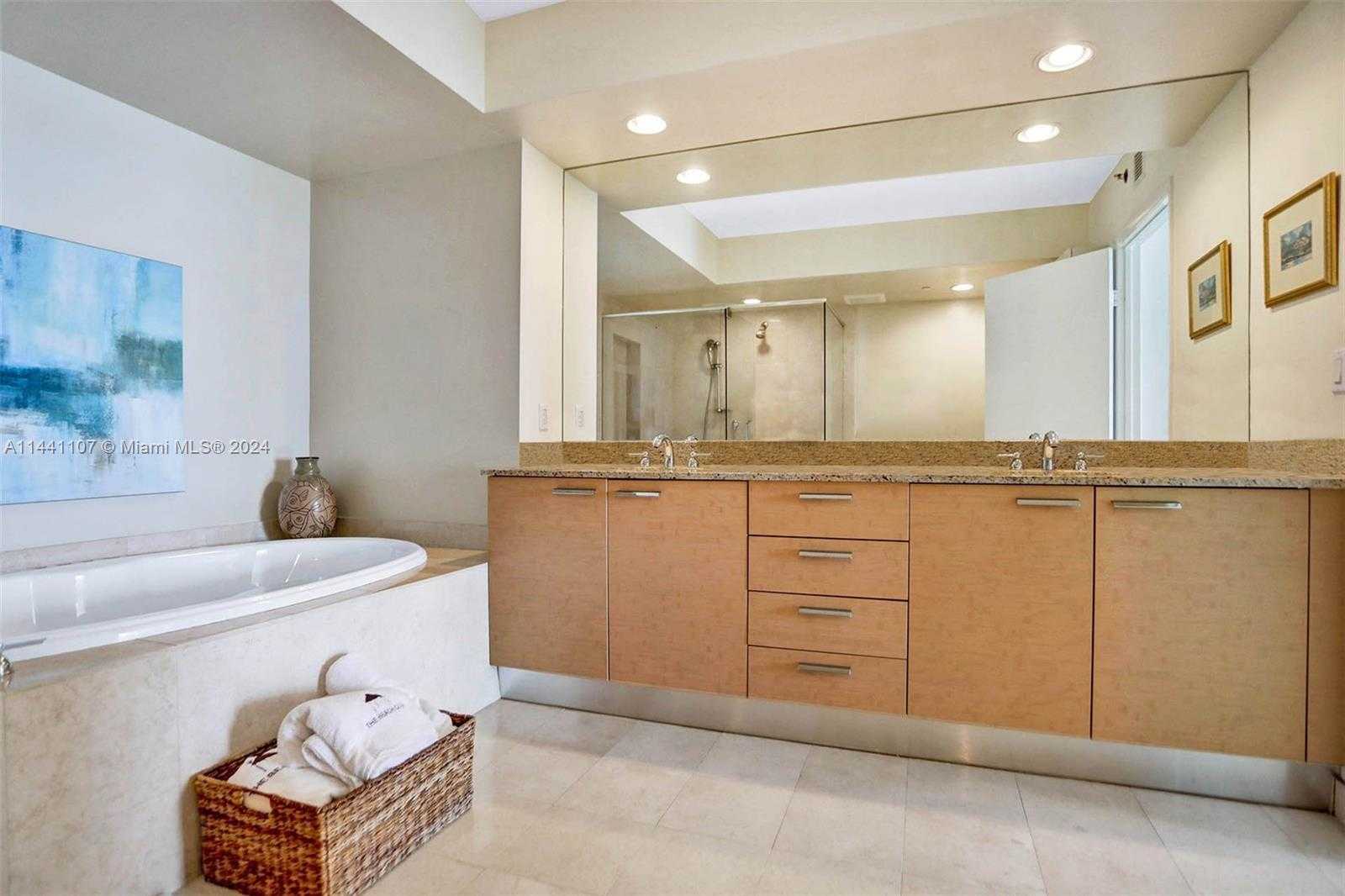 Small Image of 1850 SOUTH OCEAN DR #3301, Hallandale Beach Number 17