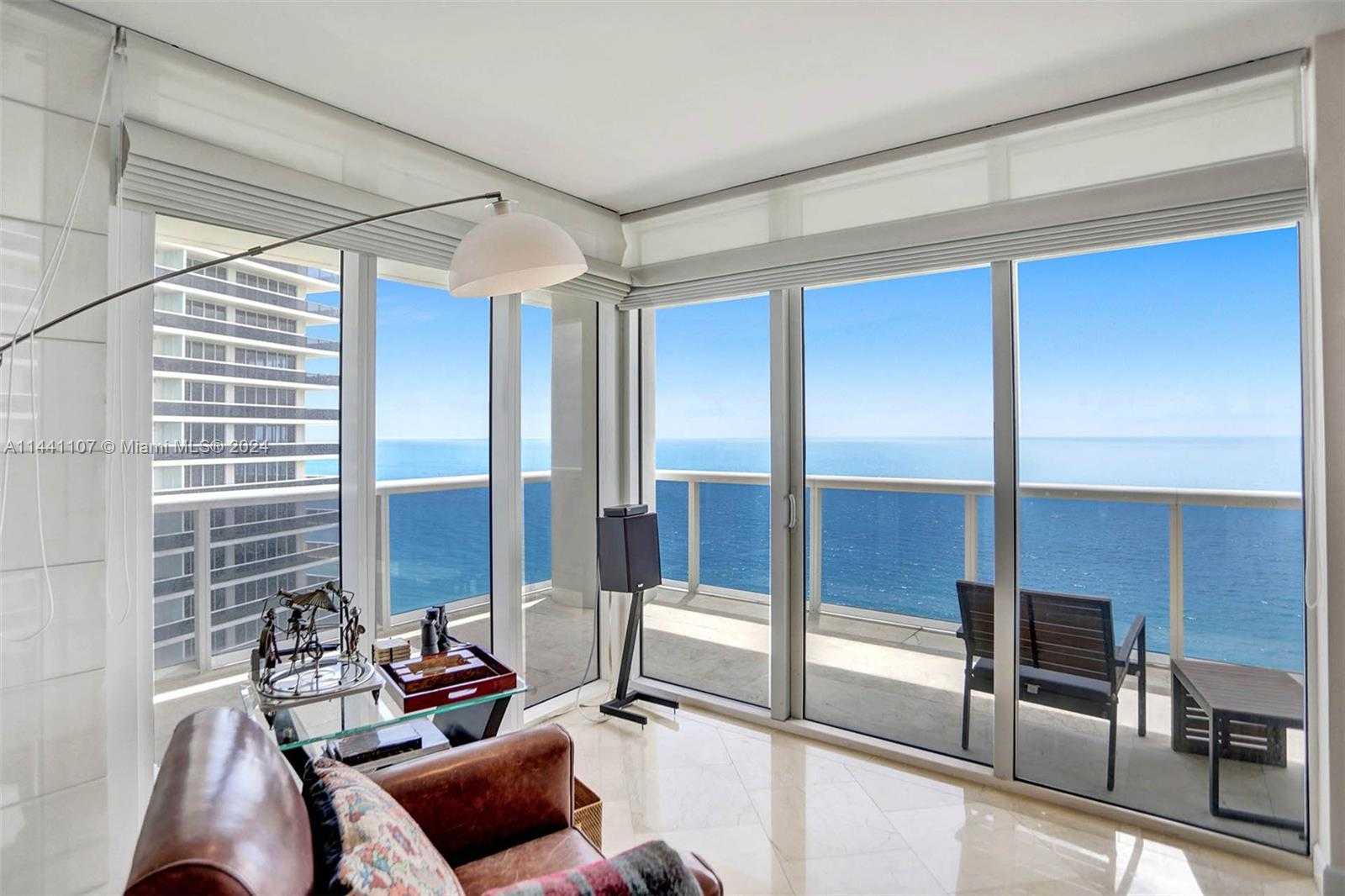 Small Image of 1850 SOUTH OCEAN DR #3301, Hallandale Beach Number 32