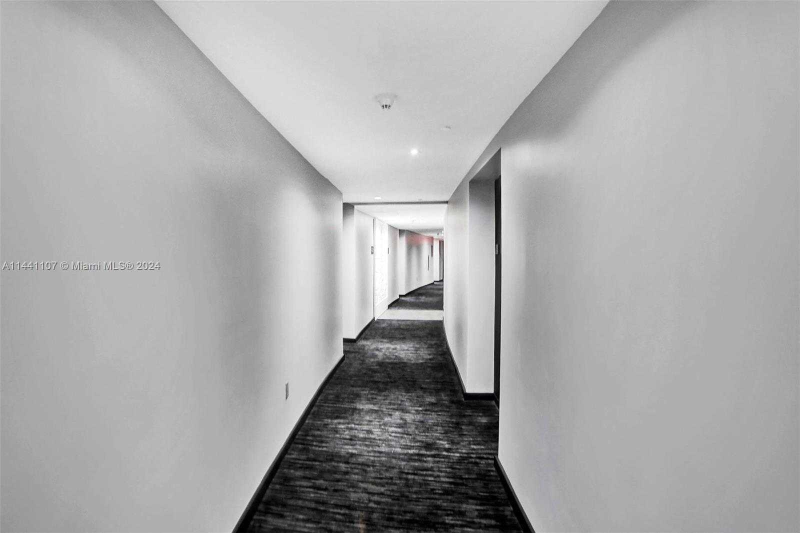 Small Image of 1850 SOUTH OCEAN DR #3301, Hallandale Beach Number 44