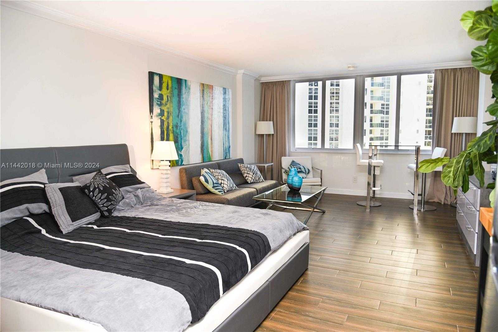 Small Image of 19201 #504, Sunny Isles Beach Number 9