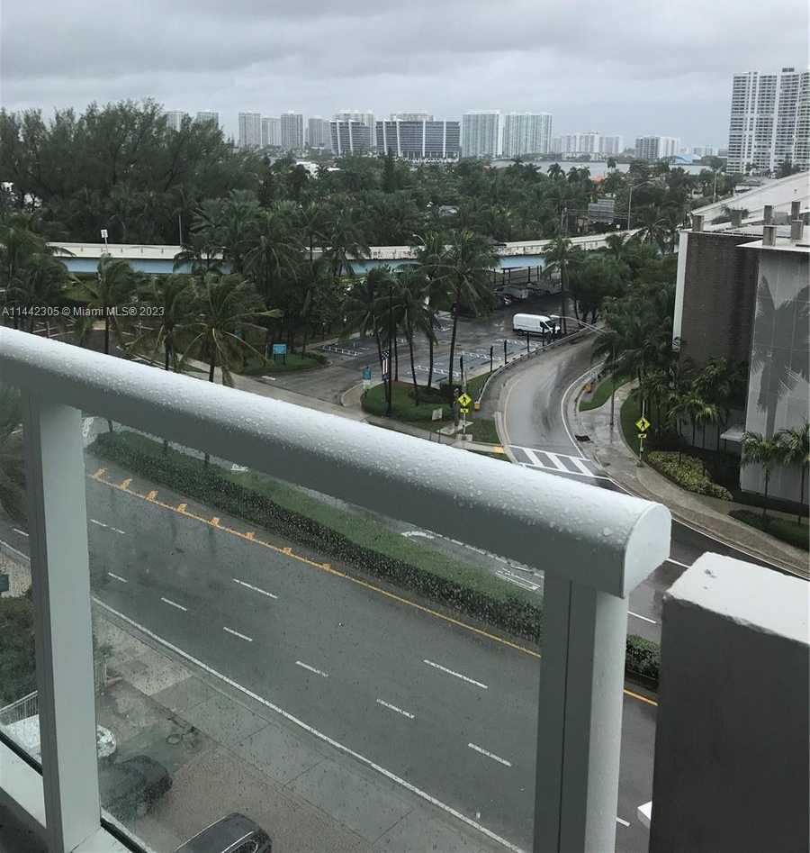 Small Image of 19201 COLLINS AVE #637, Sunny Isles Beach Number 10