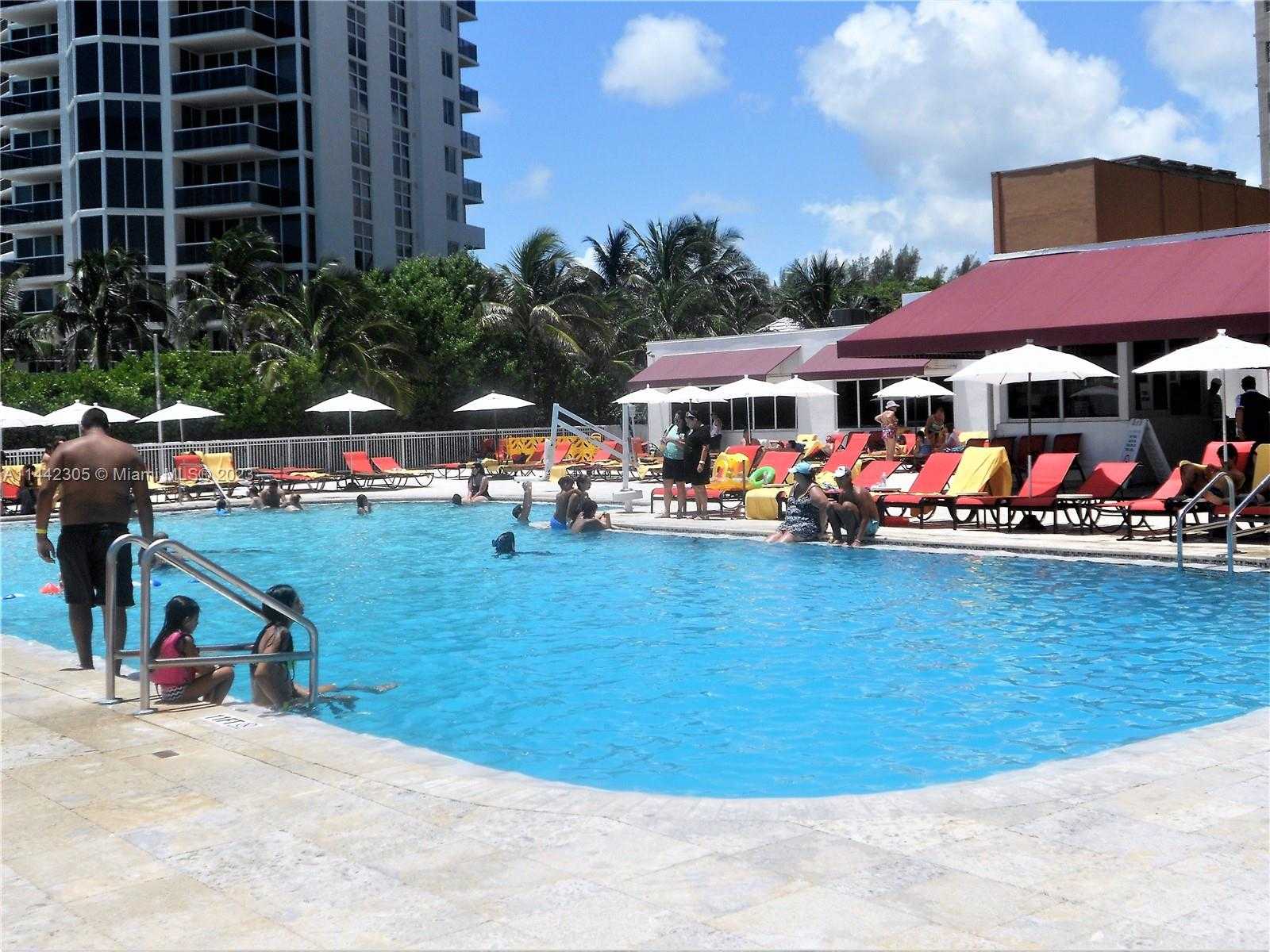 Small Image of 19201 COLLINS AVE #637, Sunny Isles Beach Number 5