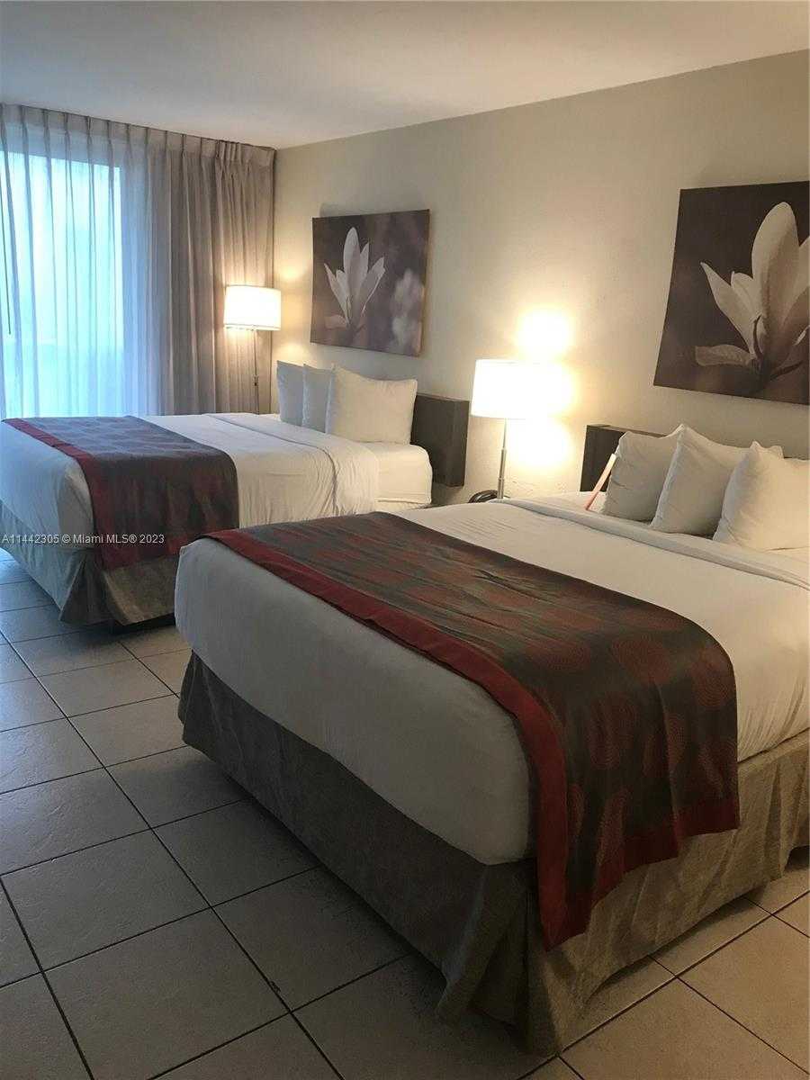 Small Image of 19201 COLLINS AVE #637, Sunny Isles Beach Number 8