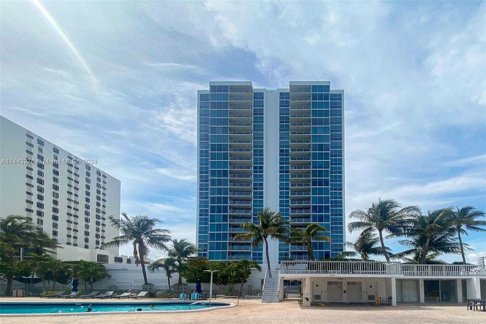 Small Image of 2655 COLLINS AVE #2301, Miami Beach Number 45
