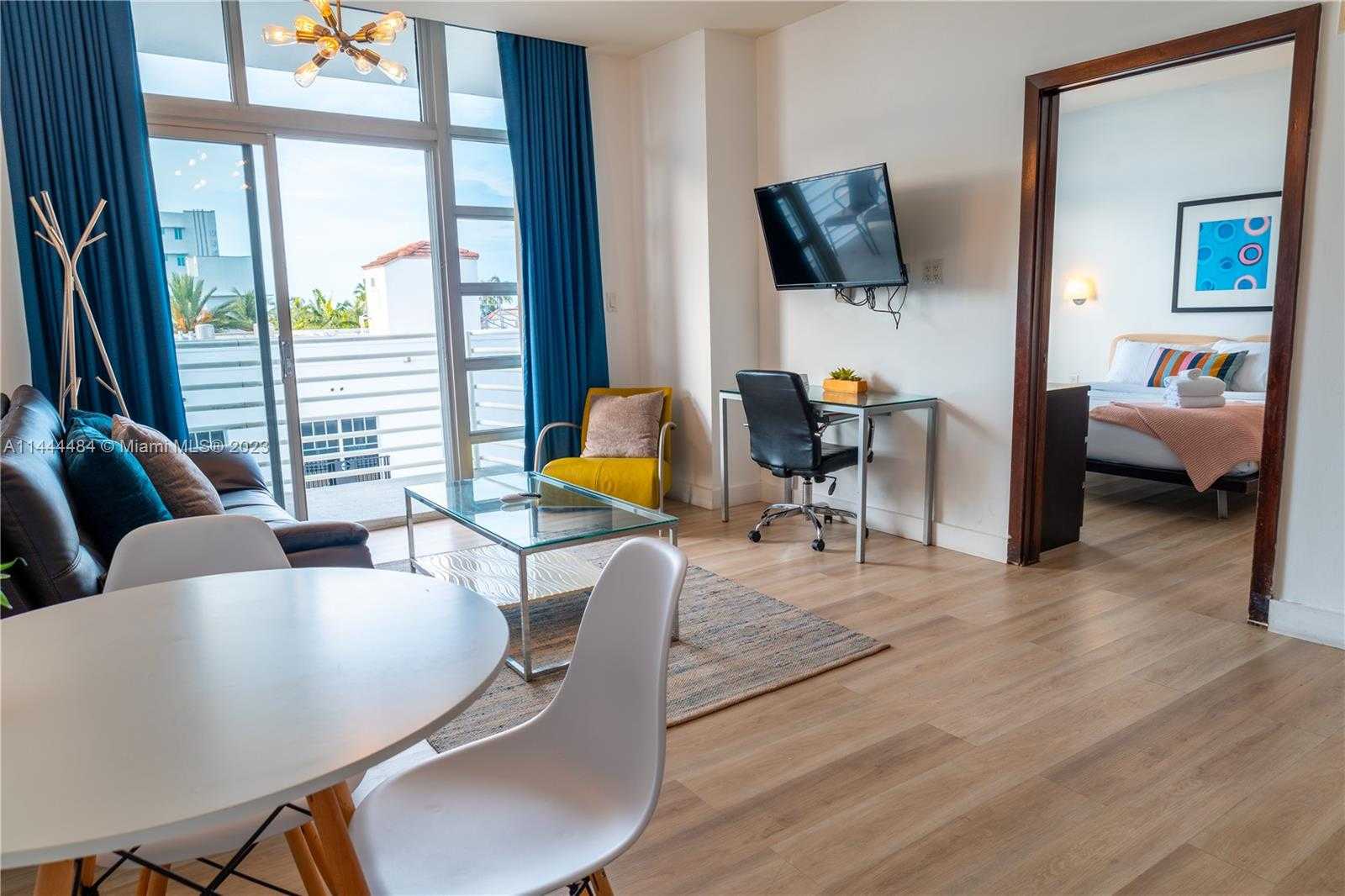 Small Image of 1052 OCEAN DR #C503, Miami Beach Number 21
