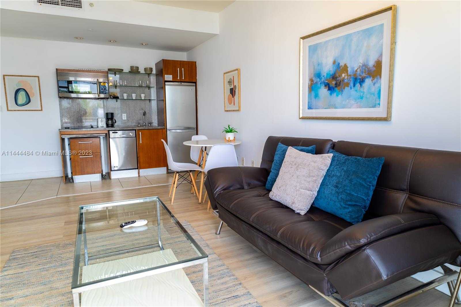 Small Image of 1052 OCEAN DR #C503, Miami Beach Number 22
