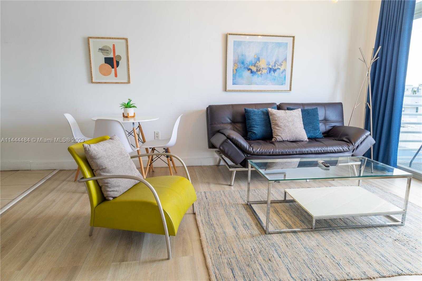 Small Image of 1052 OCEAN DR #C503, Miami Beach Number 5