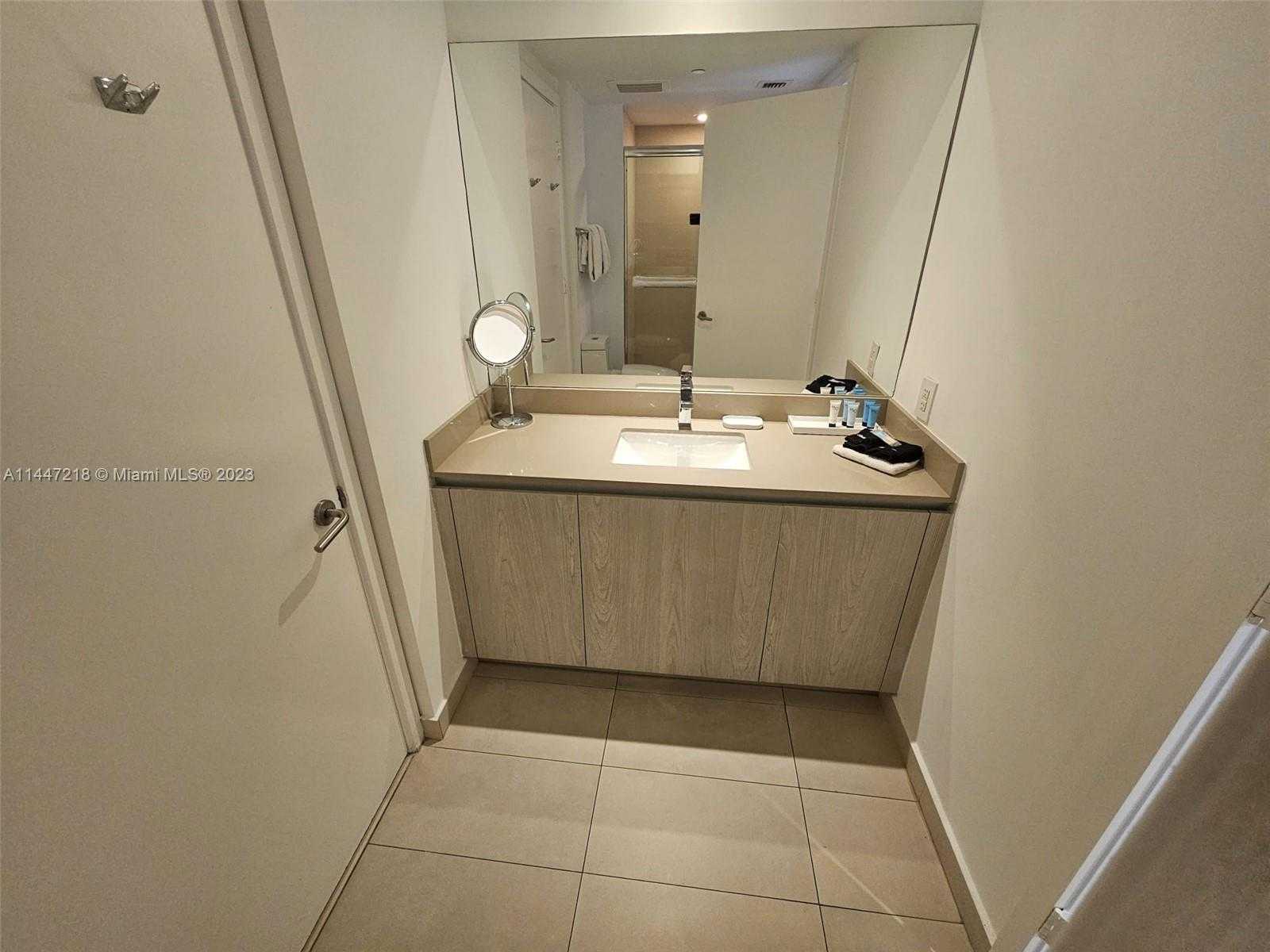 Small Image of 4111 SOUTH OCEAN DR #3308, Hollywood Number 19