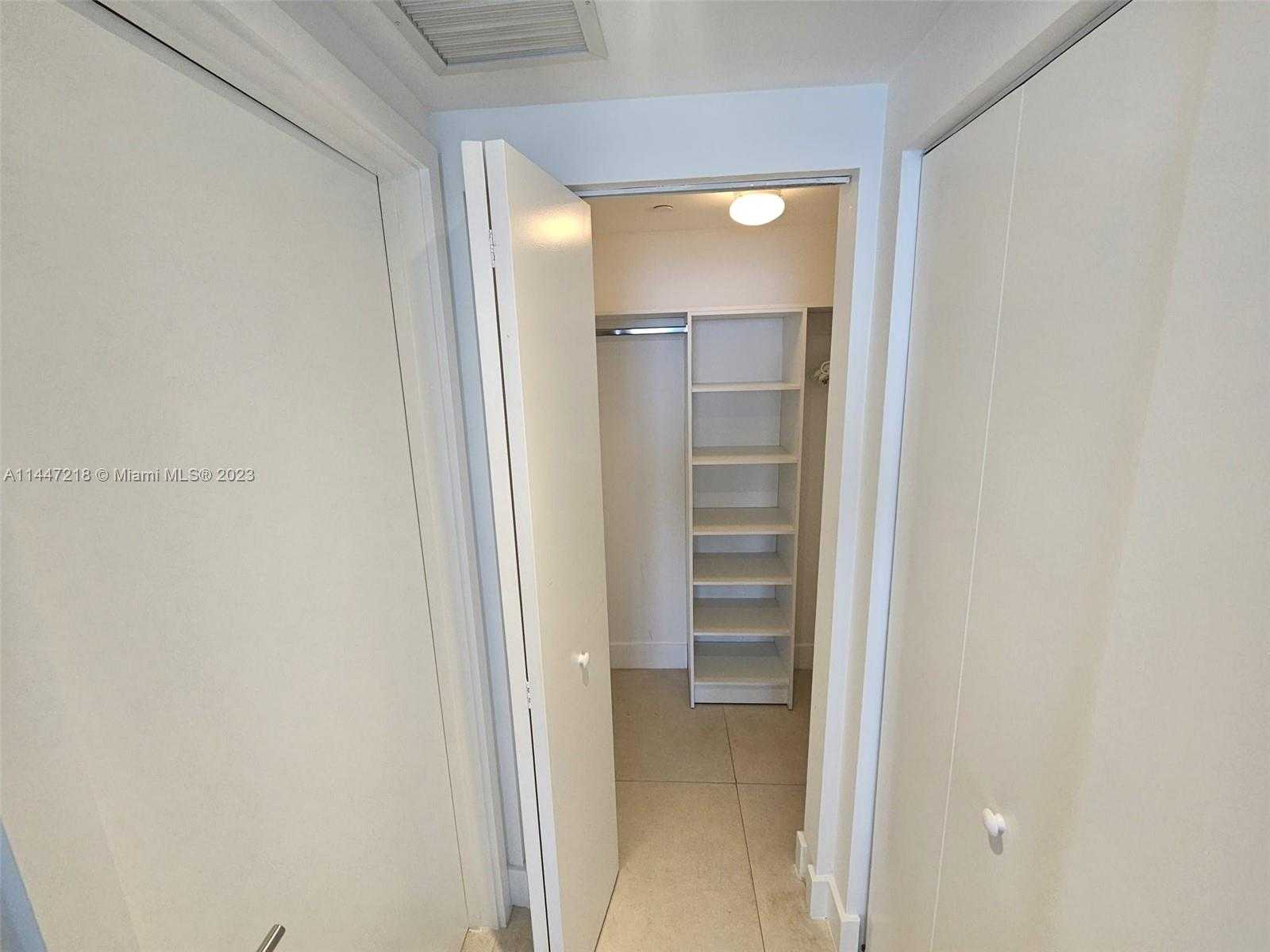 Small Image of 4111 SOUTH OCEAN DR #3308, Hollywood Number 21