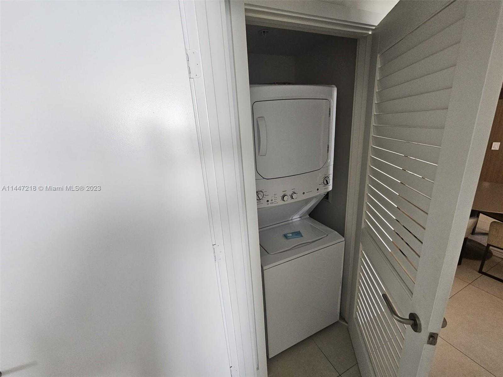 Small Image of 4111 SOUTH OCEAN DR #3308, Hollywood Number 22