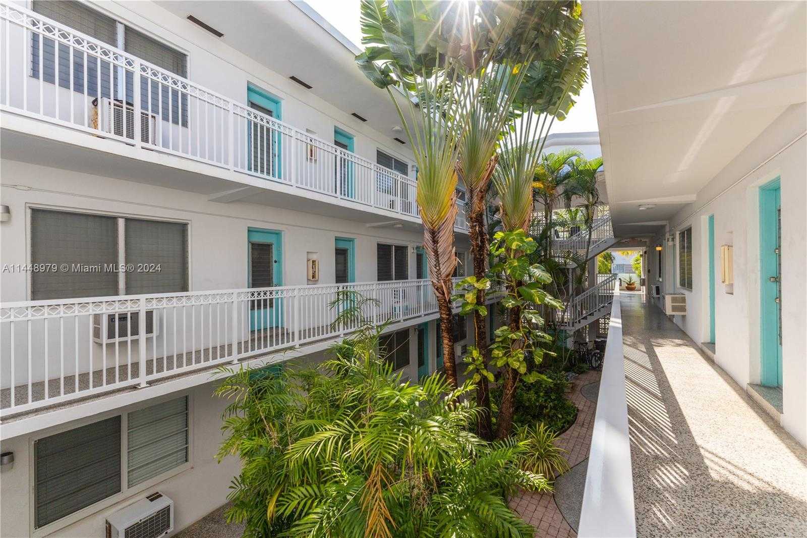 Small Image of 350 COLLINS AVE #307, Miami Beach Number 19