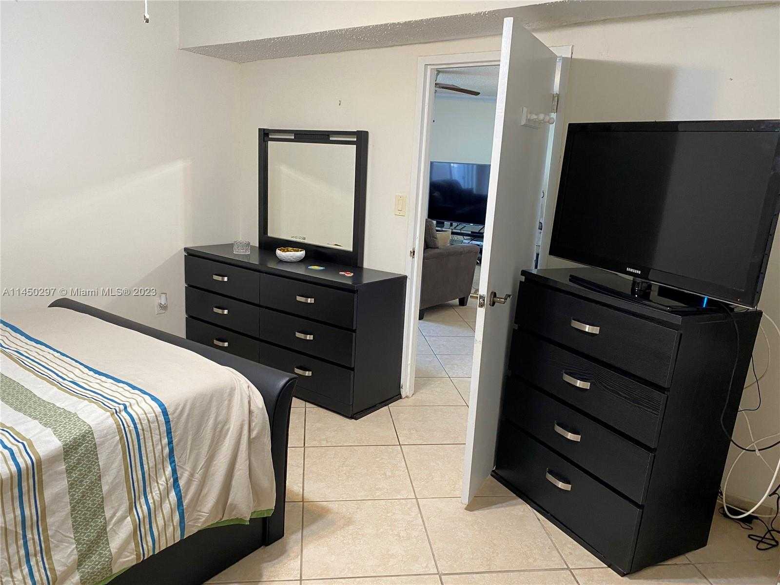 Small Image of 3725 SOUTH OCEAN DR #1521, Hollywood Number 18