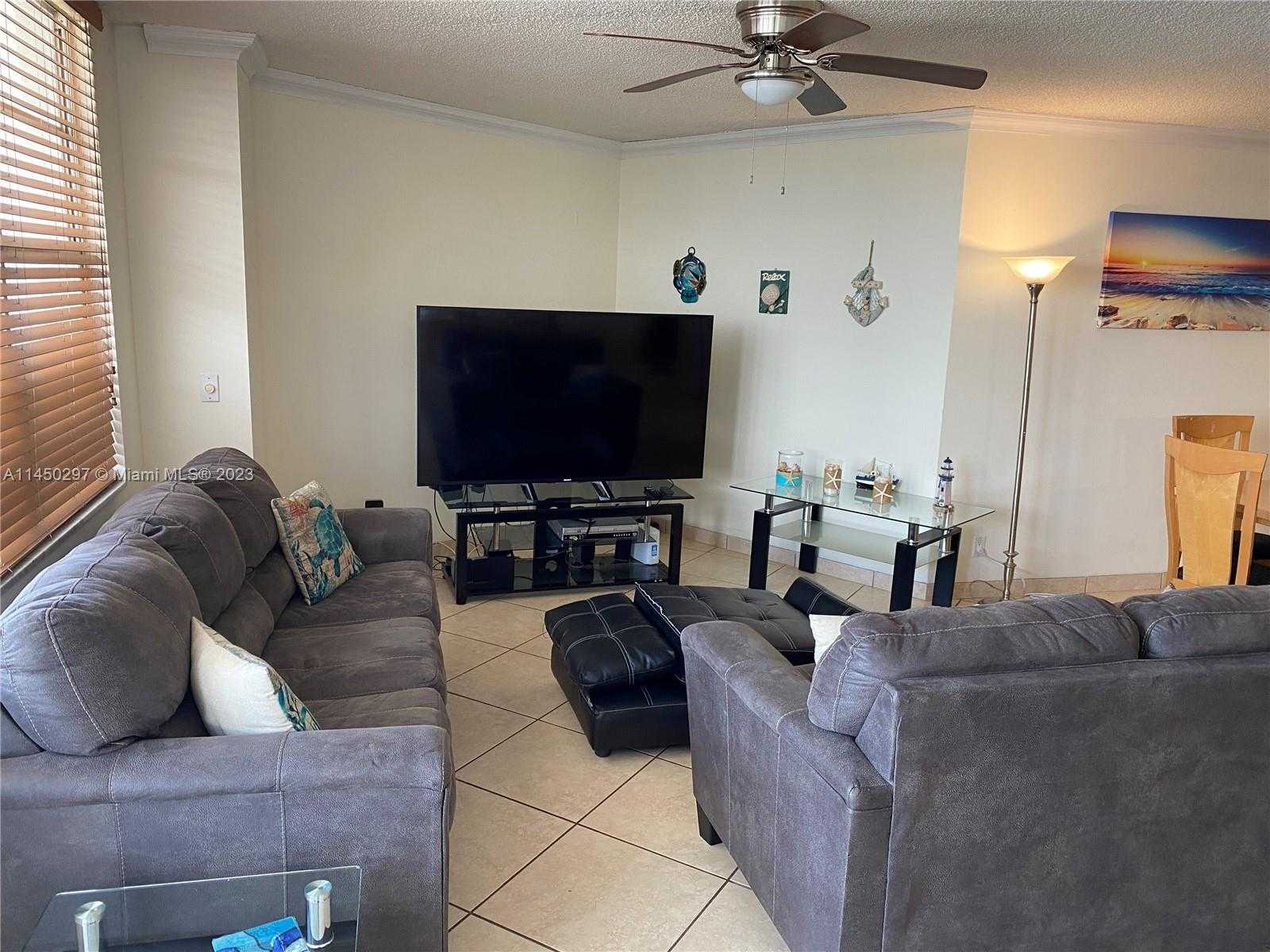 Small Image of 3725 SOUTH OCEAN DR #1521, Hollywood Number 6