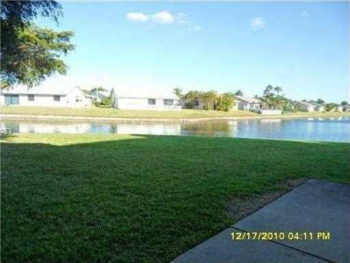 Small Image of 7630 WESTWOOD DR #318, Tamarac Number 3