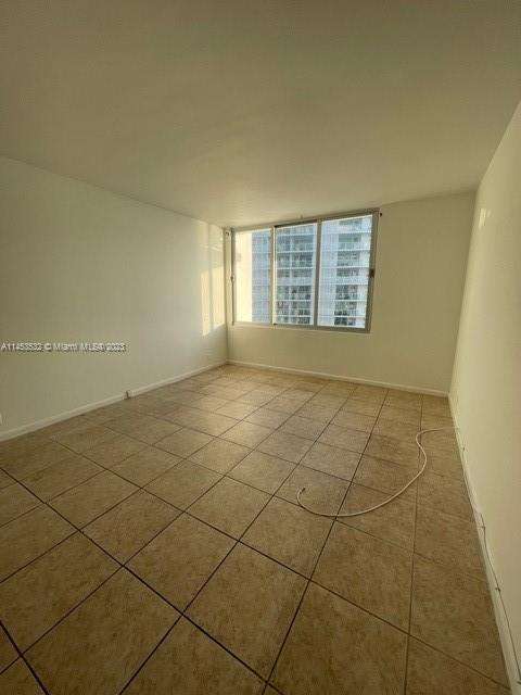 Small Image of Mirador 1000, 1000 West Ave, Miami Beach, FL 33139, USA Number 6