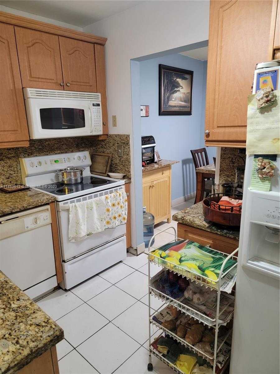 Small Image of 1425 ARTHUR ST #216B, Hollywood Number 11