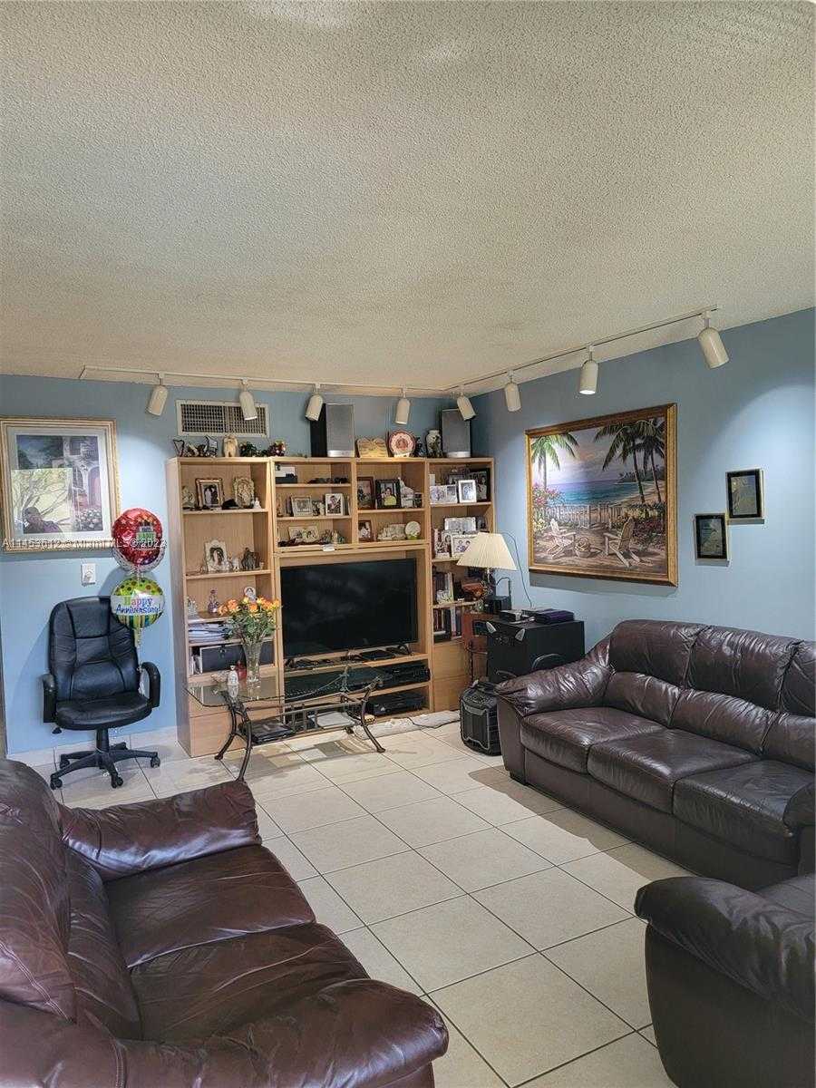Small Image of 1425 ARTHUR ST #216B, Hollywood Number 5