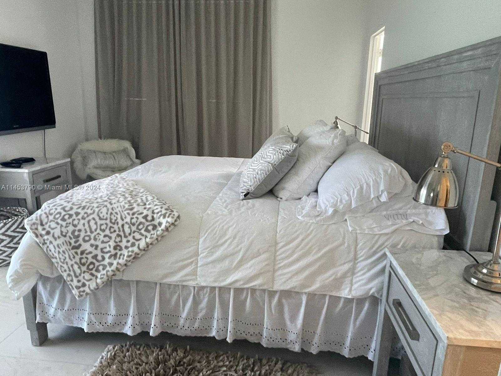 Small Image of 3801 SOUTH OCEAN DR #11F, Hollywood Number 15