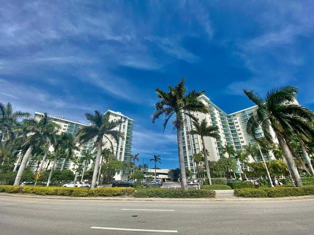 Small Image of 3801 SOUTH OCEAN DR #11F, Hollywood Number 2