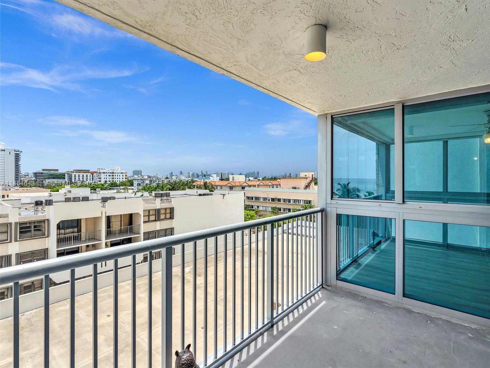 Small Image of 2655 COLLINS AVE #706, Miami Beach Number 11