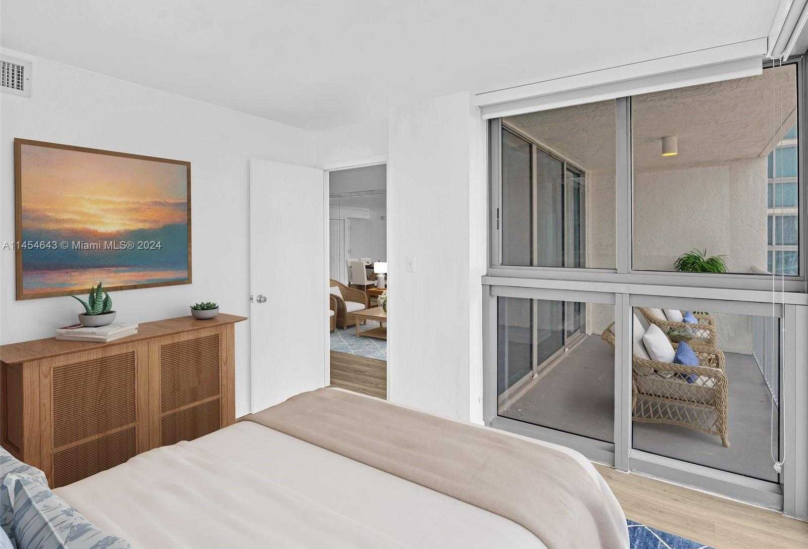 Small Image of 2655 COLLINS AVE #706, Miami Beach Number 19