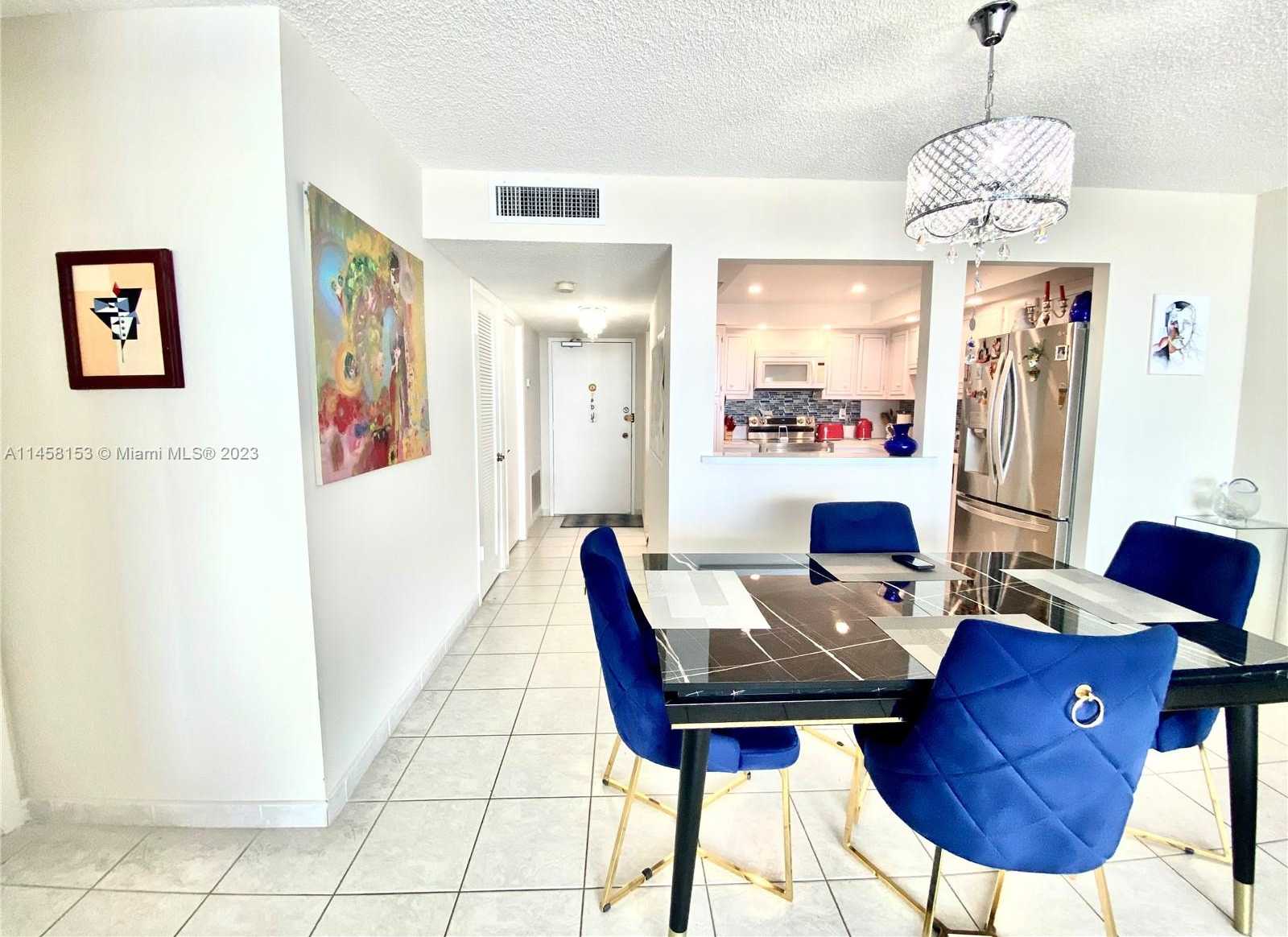 Small Image of 18081 #1003, Aventura Number 16