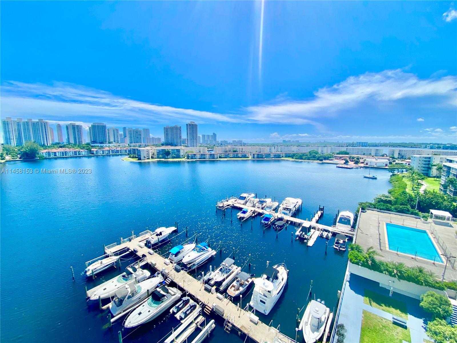 Small Image of 18081 #1003, Aventura Number 2