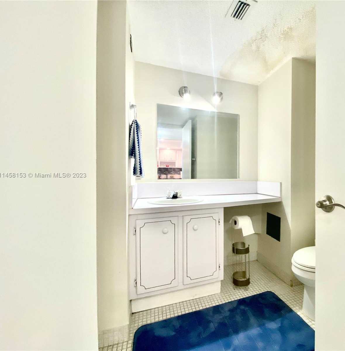 Small Image of 18081 #1003, Aventura Number 36