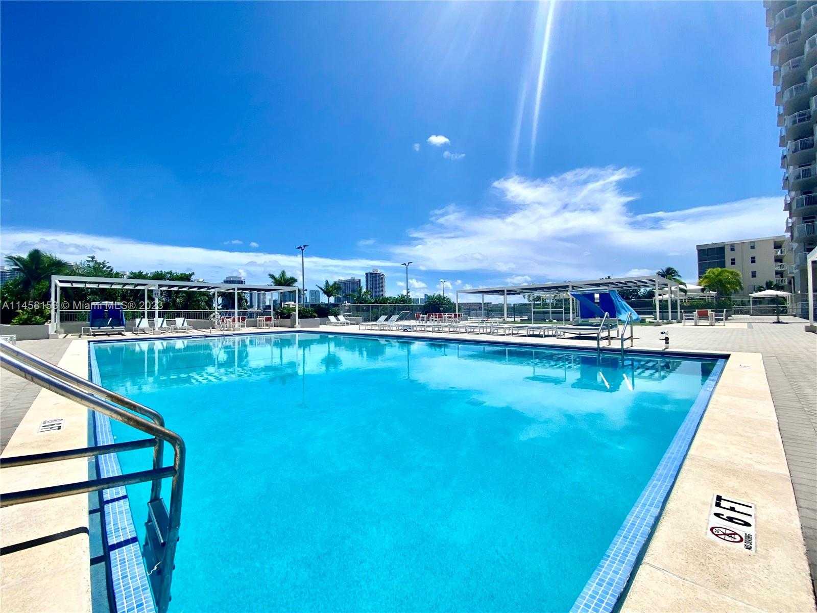 Small Image of 18081 #1003, Aventura Number 39