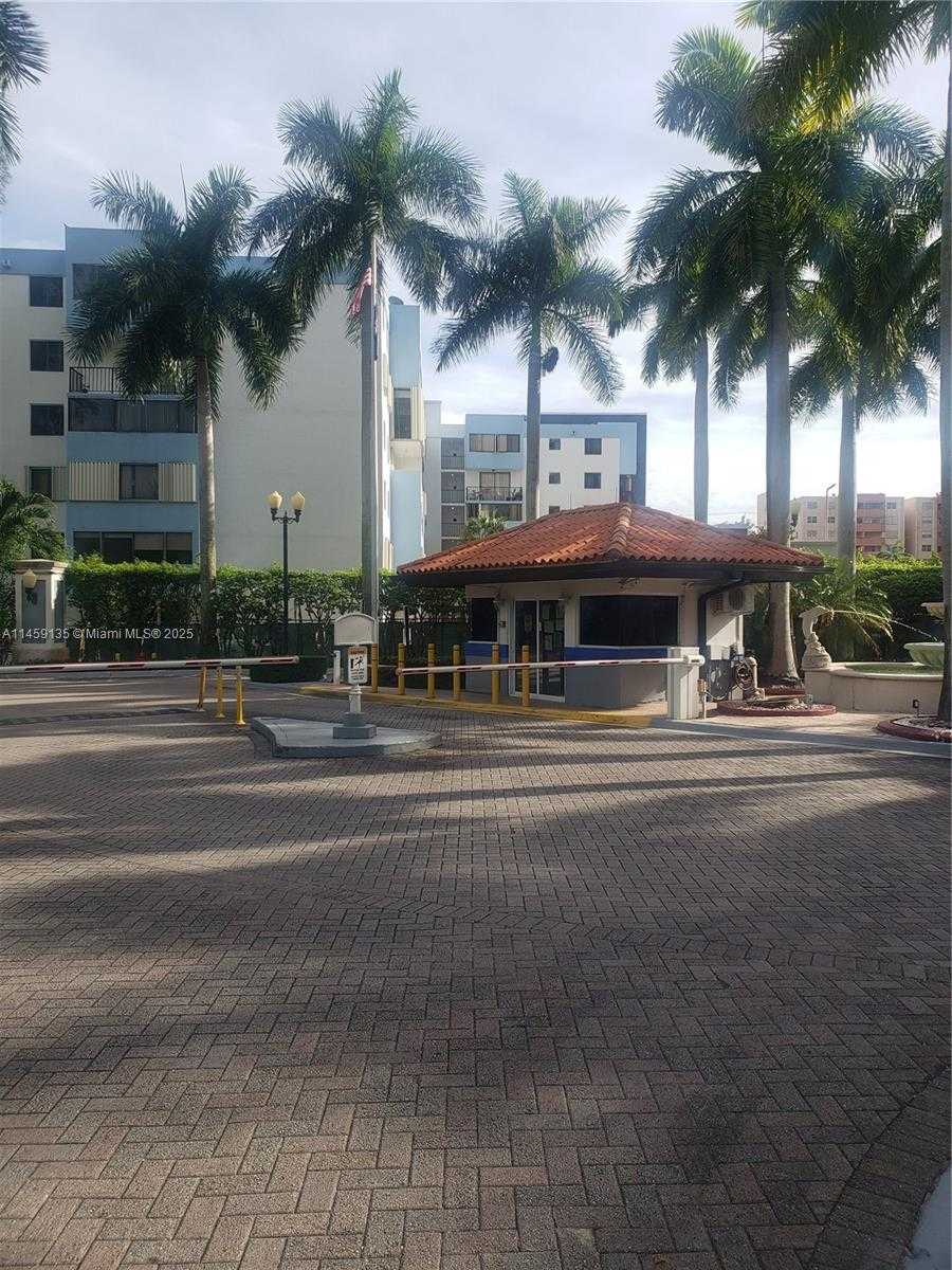Small Image of 5077 NORTH WEST 7TH ST #903, Miami Number 13