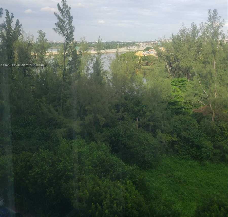 Small Image of 5077 NORTH WEST 7TH ST #903, Miami Number 16