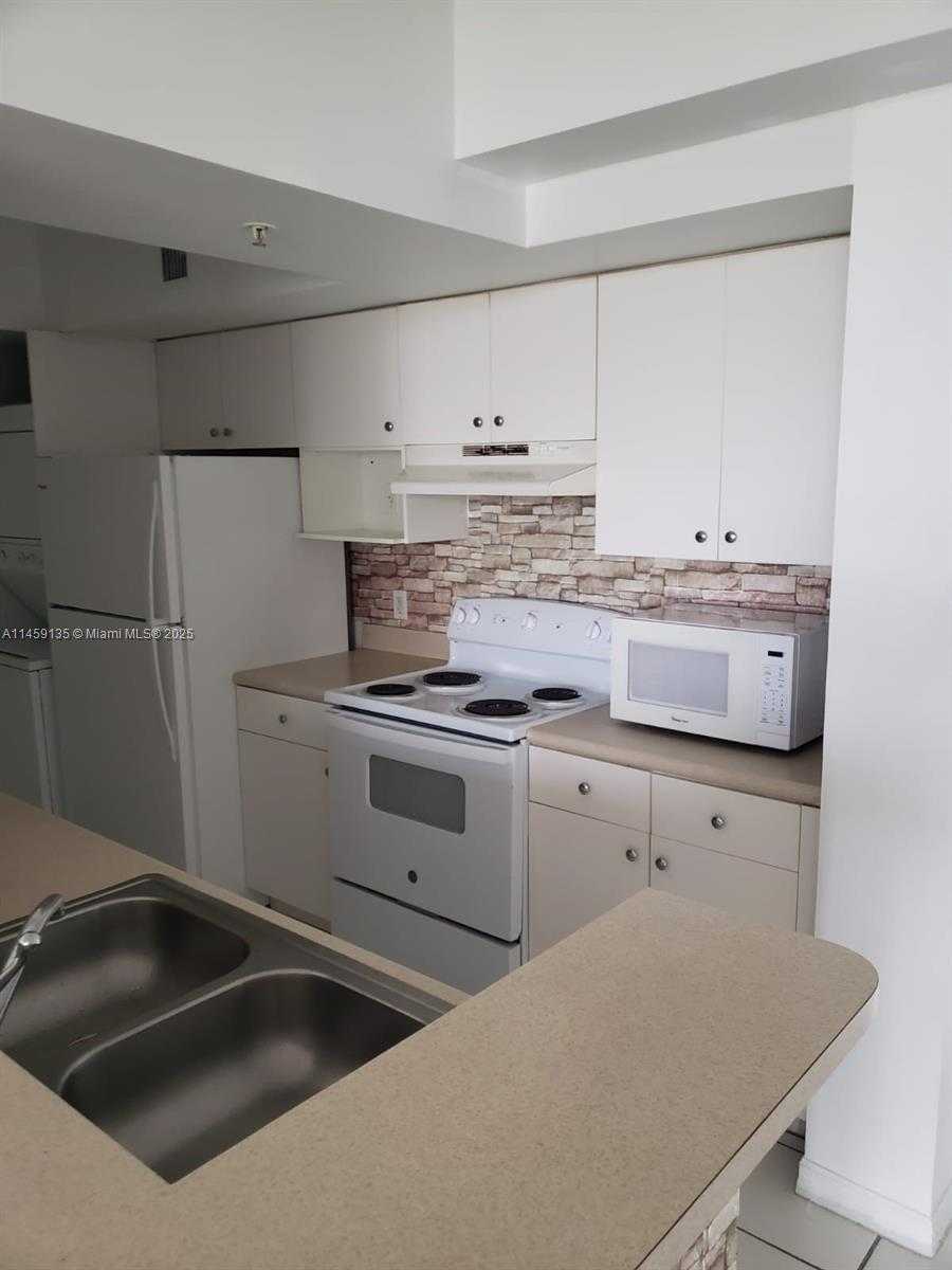 Small Image of 5077 NORTH WEST 7TH ST #903, Miami Number 39
