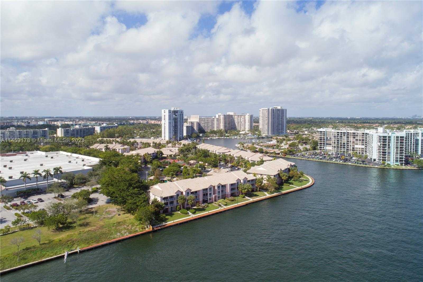 Small Image of 4010 SOUTH OCEAN DR #R2206, Hollywood Number 4
