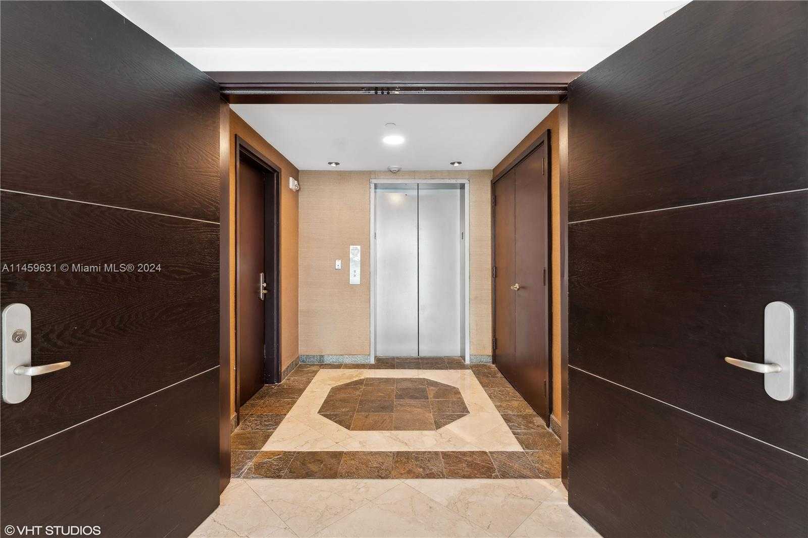 Small Image of 1331 BRICKELL BAY DR #2802, Miami Number 18