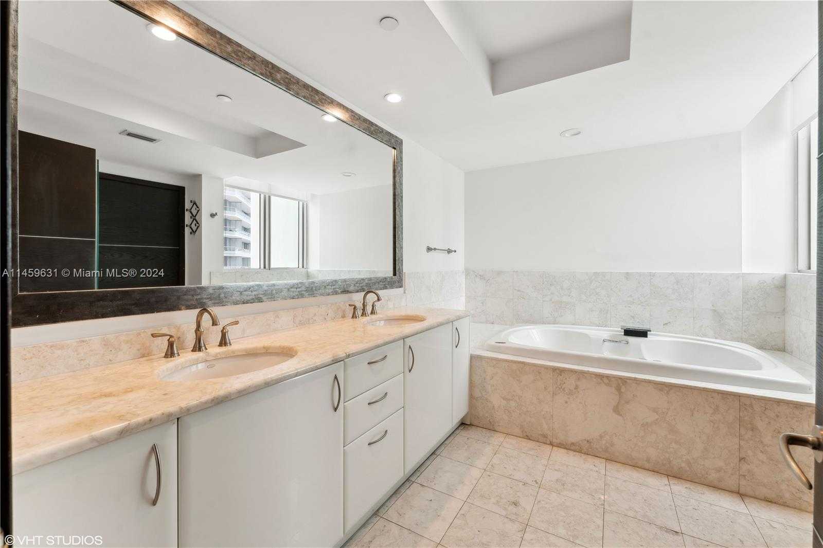 Small Image of 1331 BRICKELL BAY DR #2802, Miami Number 34