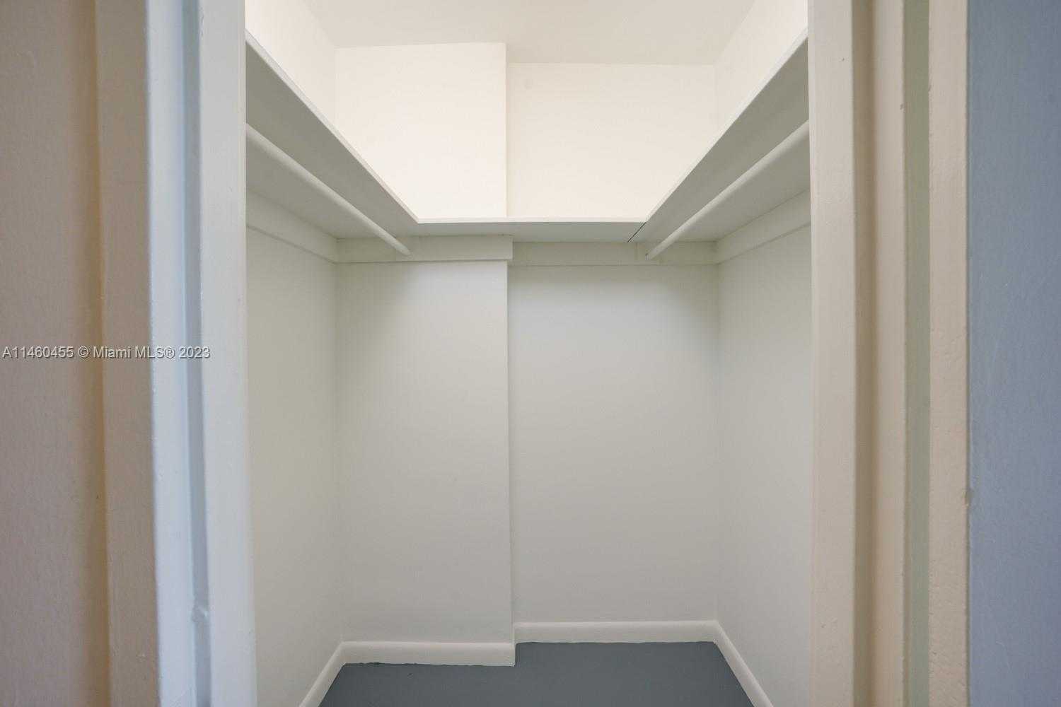 Small Image of 1000 WEST AVE #306, Miami Beach Number 29