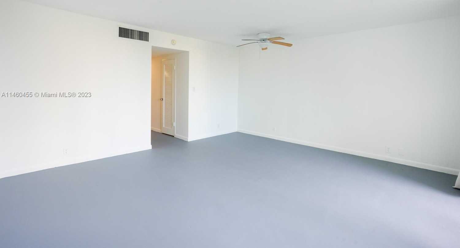 Small Image of 1000 WEST AVE #306, Miami Beach Number 5