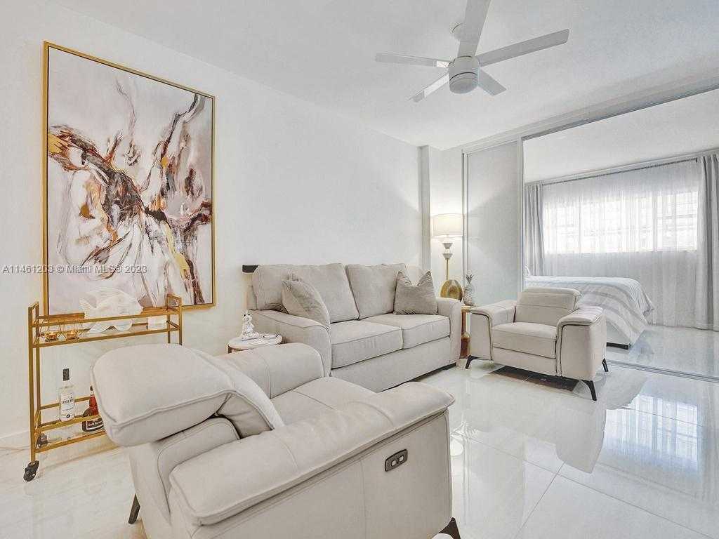 Small Image of 300 GOLDEN ISLES DR #312, Hallandale Beach Number 12
