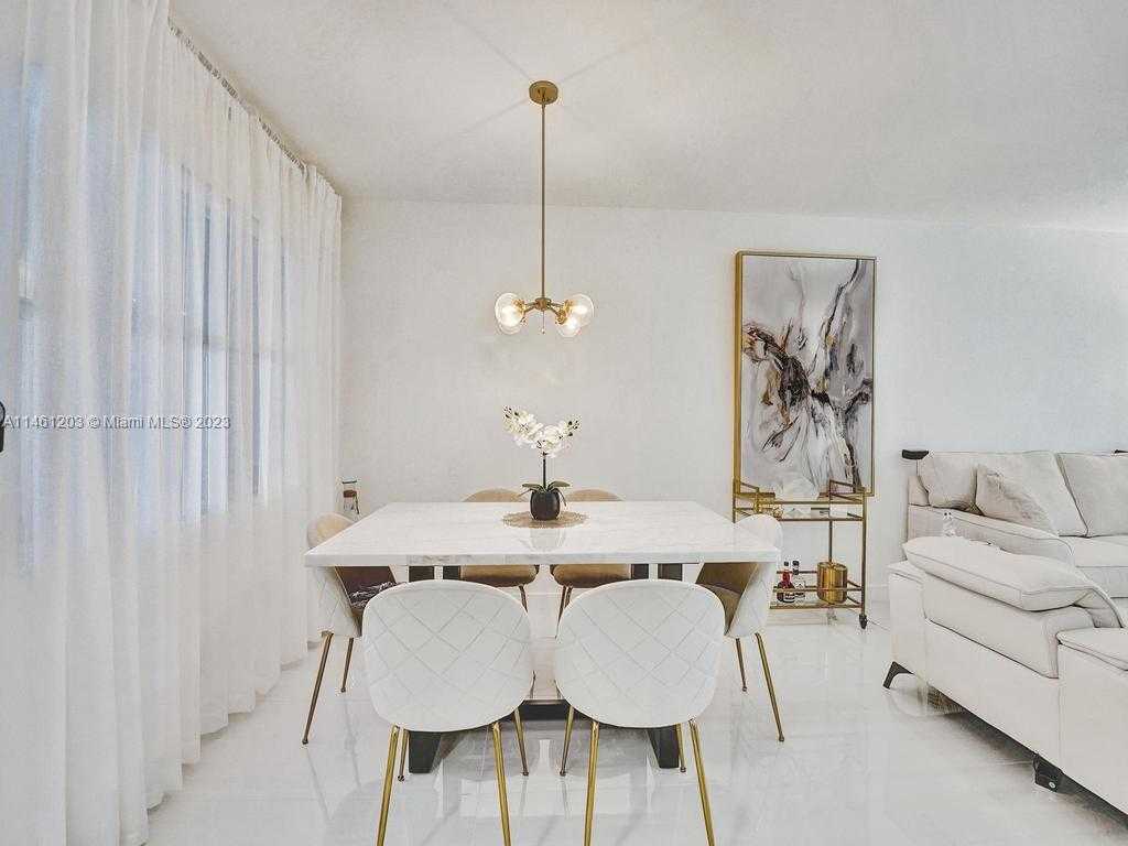 Small Image of 300 GOLDEN ISLES DR #312, Hallandale Beach Number 2