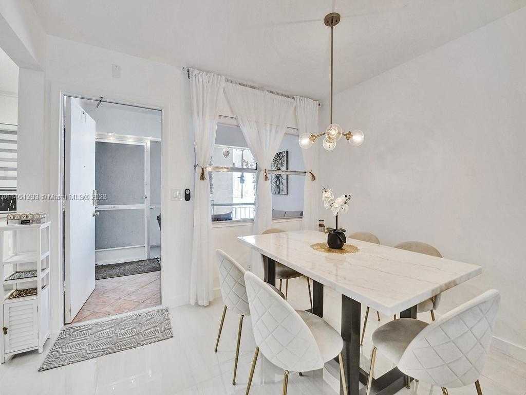 Small Image of 300 GOLDEN ISLES DR #312, Hallandale Beach Number 47