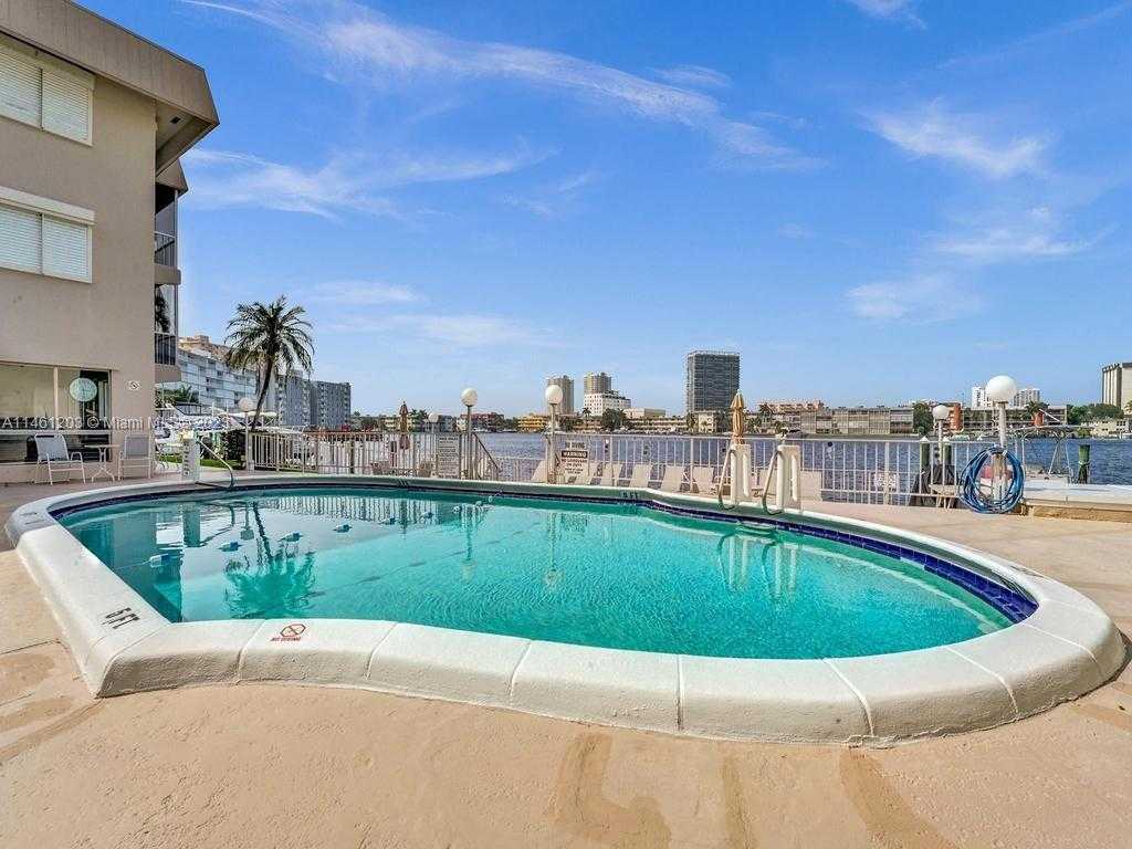 Small Image of 300 GOLDEN ISLES DR #312, Hallandale Beach Number 61